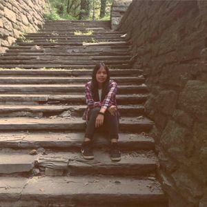 Meet your Posher, Nelly